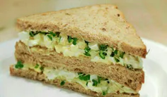 #ساندویچ تخم‌مرغ با نون سبوس بهترین صبحانه برای دانش آموز