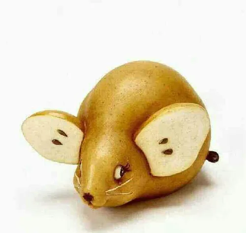 گلابی به شکل موش