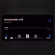 ‌رزی یذره از آهنگ جدیدش به اسم Vampirehollie رو منتشر کرد