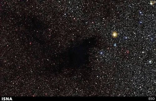 در تصویر تهیه شده توسط رصدخانه فضایی اروپا، حفره تاریک عظ