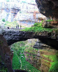 آبشار گودالی balaلبنان