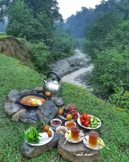 بفرمایید صبحانه در این طبیعت زیبا 😍🧡🍁