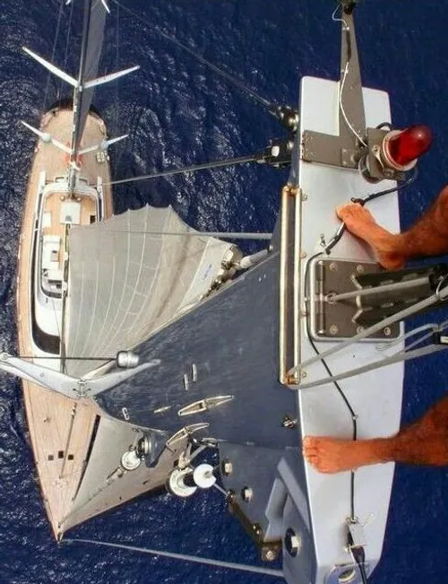 عکسی ازبالای دکل دیدبانی کشتی