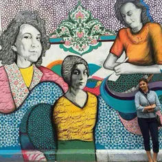 دیواری در سانفرانسیسکو با تصویری از سه زن ادیب ایرانی : 