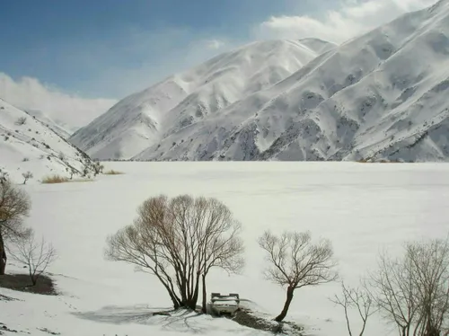 نگین اشترانکوه دریاچه زیبای گهر در برف