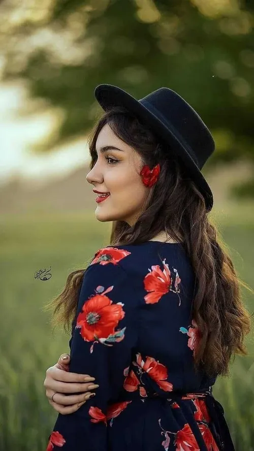 تصاویر جذاب دنی زلزله😉😍