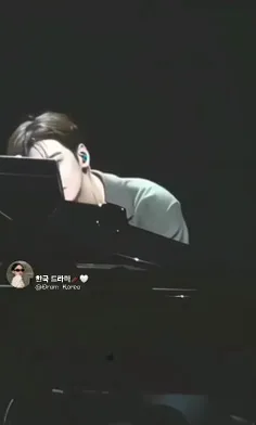 پیانو زدن بچمممممم🤤🧸>>>>> 