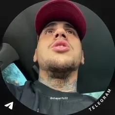قیافش 😂 😁