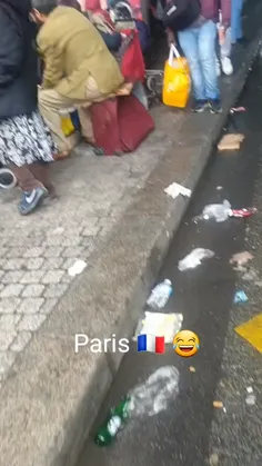 بازار دستفروش‌ها توی پاریس