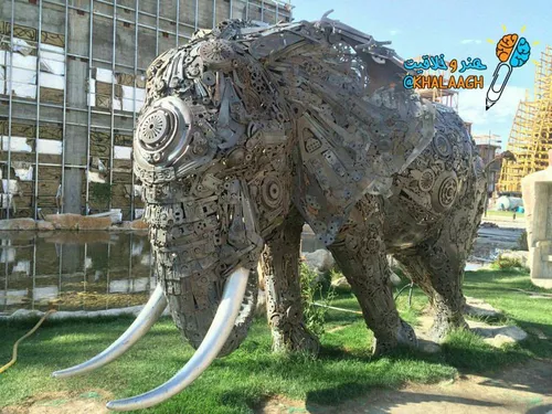 تندیس فیل با قطعات موتور خودرو در پدیده شاندیز مشهد
