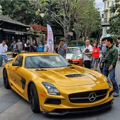 Mercedes Benz-SLS