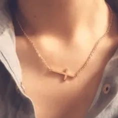 #_cross_necklace