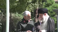 شهید حاج قاسم سلیمانی در کنار امام خامنه ای ...