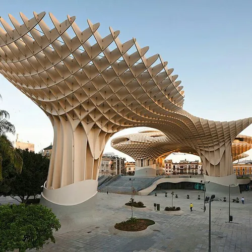 بزرگترین بنای چوبی جهان در اسپانیا
