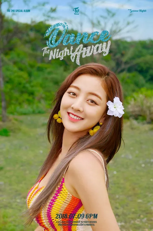 یکی از فوتو تیزر های تکیِ جیهیو🌒 Jihyo Twice Teaser DTNA