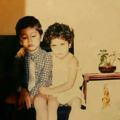 عکس بانمکی از کودکی «الناز شاکردوست» و برادرش