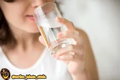 30دقیقه قبل از غذا یک لیوان آب بخورید زیرا: