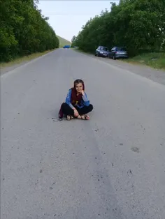 ماقبلا دلمون به پشت جاده گرم بود الان به جلوی روی جاده هه