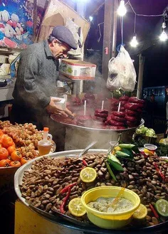 به راستی هنگامی که انسان گناهی مرتکب شود، به خاطر آن رزق 