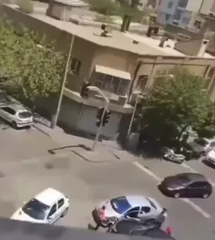 وقتی با ماشین بنگاه میری دنبال نامزدت😂😂😂😂😂😂😂😂😂😂