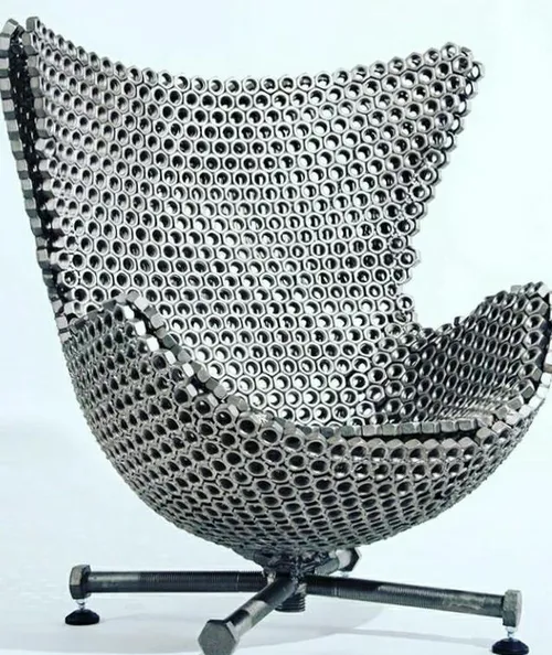 ساخت صندلی با استفاده از هزاران مهره