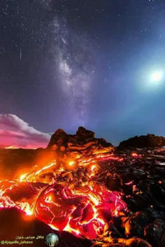 تصویری دیدنی از آتشفشانی در پارک ملی هاوایی با پس زمینه ا