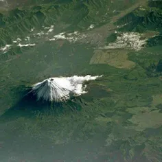 کوه فوجی بلند ترین کوه ژاپن از ایستگاه فضایی بین المللی ا
