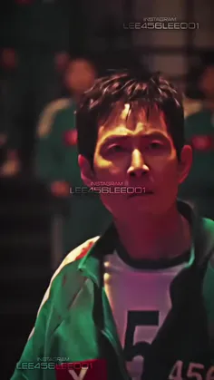 چون دوست داره احمق 😔