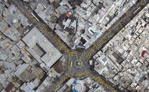 🔹 حجم بیکران تاکسی های زرد نشان از بیکاری زیاد در شهر سنن