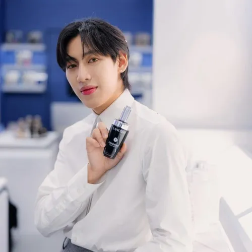 منتشر شده از BamBam (GOT7) برای برند آرایشی Lancôme ✨