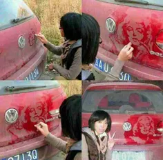 نقاشی یه دختر خلاق پشت ماشین اونم با رژ لب
