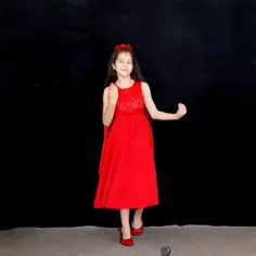 سلنا پارمیس رقص