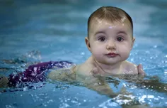 بچه بودم اینطوری شنا میکردم خخخخ