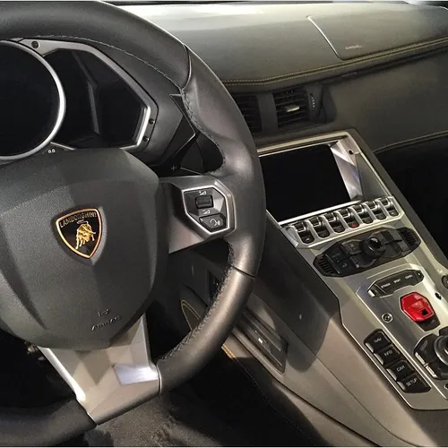 Lamborghini Aventador Interior