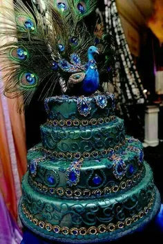 اینم کیک تولد زن علی دایی