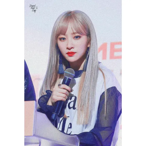 Like Moon 🌙 hani