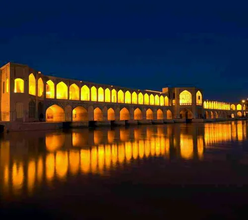 اصفهان.نصف جهان