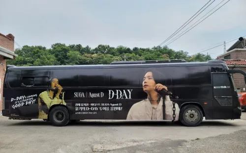 فنبیس کره ای یونگی، prince yoongi اتوبوسای تبلیغاتی رو بر