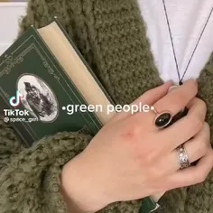 هرکی رنگ سبز رو دوست داشته باشه ی بغل از من بدهکاره و بست