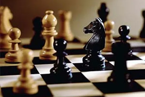 آچمز وضعیتی در بازی شطرنج است که در آن یکی از مهره ها که 