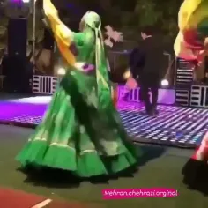 رقص نیلوفر قبادی عروسی شاد قشقایی و رقص عروس داماد قشقایی