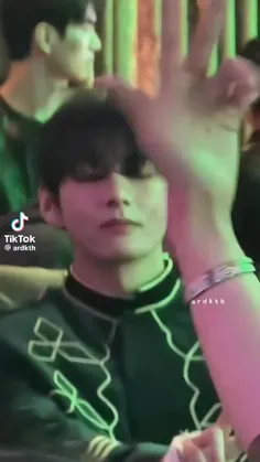 او جیزسسسس قرارا فیک مون جای حساسش برسهههه هورااااا و لطف