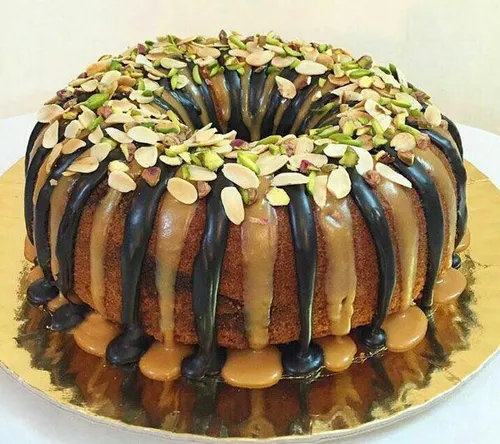 کیک خرما پسته🍁 🍰