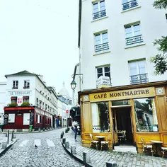 #Café #Montmartre