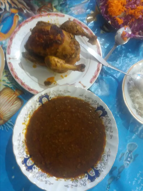 خورشت کرفس با مرغ خودم پز ...بفرماید نهار 😋