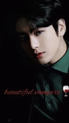 beautiful vampire🍷