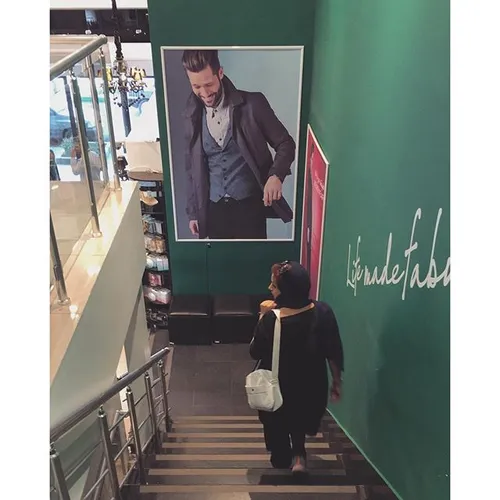 Life made fab with my queen at the Debenhams store | 9 Ma