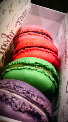 #Colorful_Macaroons_Box