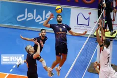 📸سید درتیم نیان الترونیک مشهد🏐💜