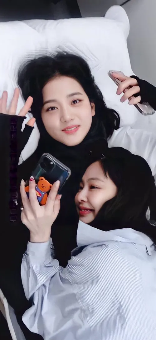 Blackpink Jeeni& jisoo